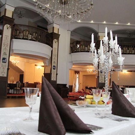 Pik Elegance Hotel Ploieşti Exterior foto